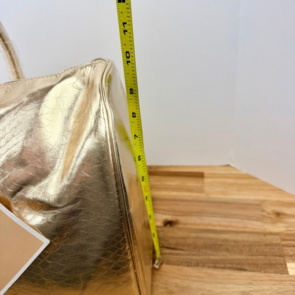 Michael Kors Gold Metallic Snakeskin Embossed Weekender Duffel Travel Bag NWT - Picture 11 of 12